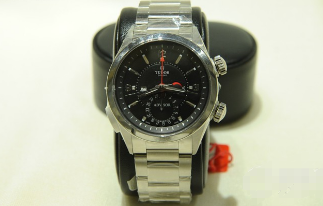 帝舵HERITAGE ADVISOR系列79620TN-95740腕表